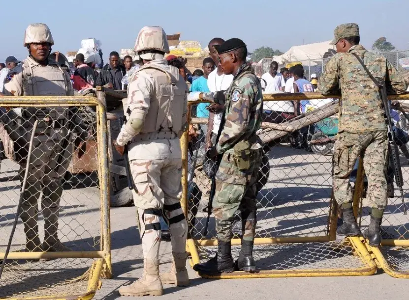 Militar cae abatido por un haitiano que desobedeció orden de detenerse