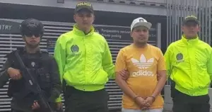 Colombiano tenía tres órdenes de captura