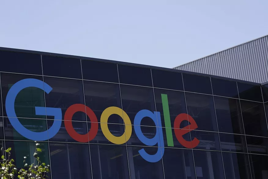 Francia multa a Google con 50 millones de euros por falta de transparencia