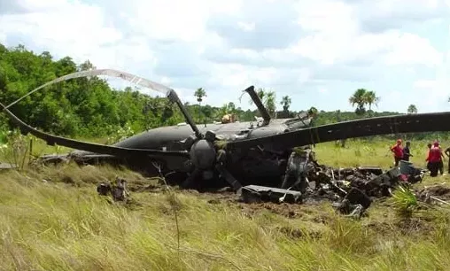 Coronel y teniente del Ejército mueren tras caer helicóptero en sur de Perú