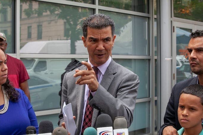 Concejal Rodríguez urge aprobar proyecto ley permitiría votar en NYC a inmigrantes
