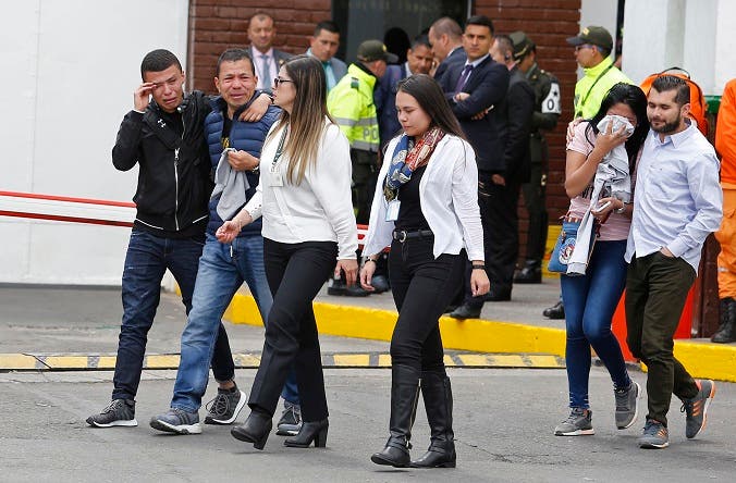 Explosión de coche bomba en Bogotá deja 9 muertos y 54 heridos