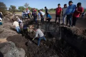 Sube a 89 cifra de muertos por explosión de toma ilegal de gasolina en México