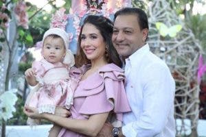 Alcalde de Santiago celebra cumpleaños de ensueño para su hija