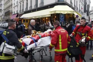 Dos muertos y 47 heridos tras explosión en panadería de París