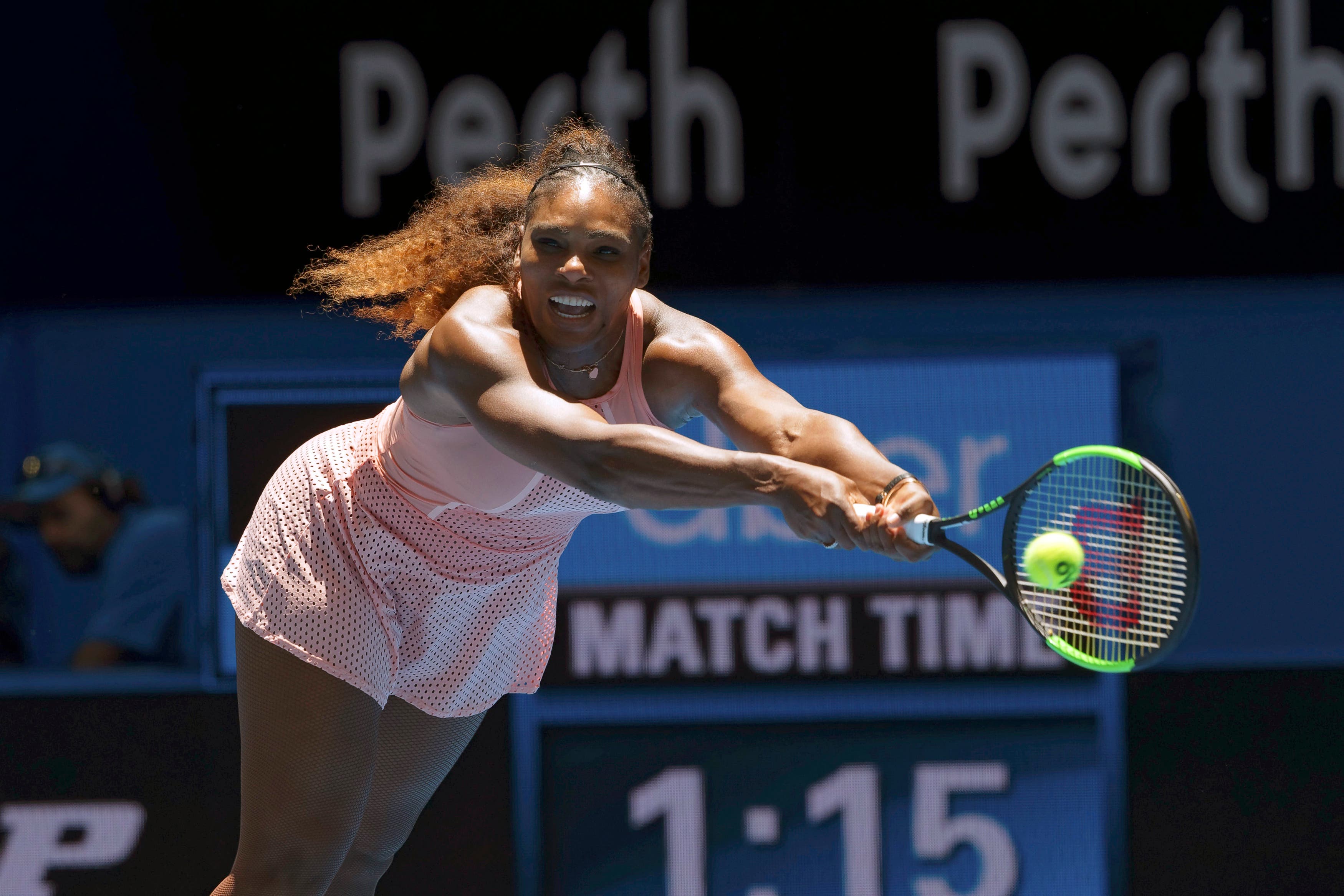 Serena insinúa que jugará en Wimbledon este año
