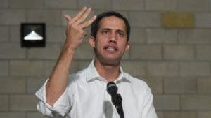 Qué sigue ahora que la oposición y Juan Guaidó no lograron romper el cerco de Nicolás Maduro