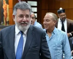 Díaz Rúa dice Cury contó el cuento al revés sobre incidente en «la boda del trompón»