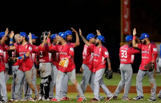 Panamá asesta duro revés a Puerto Rico en Serie del Caribe