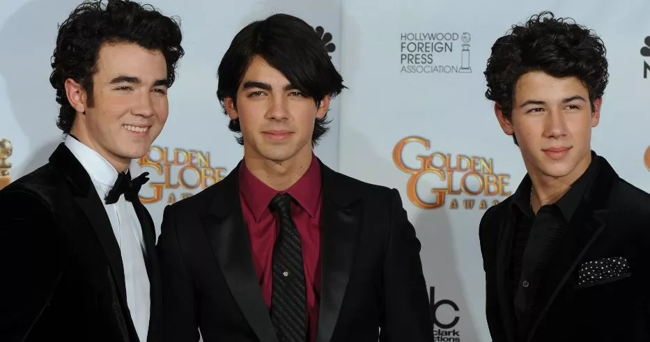 Jonas Brothers anuncia su regreso