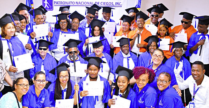 Patronato Nacional de Ciegos realiza graduación número 33