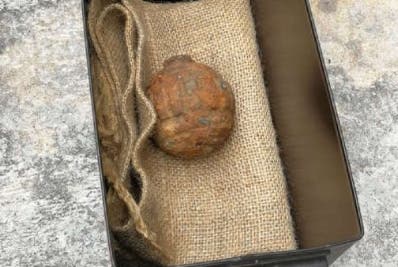 En cargamento de patatas hallan una granada