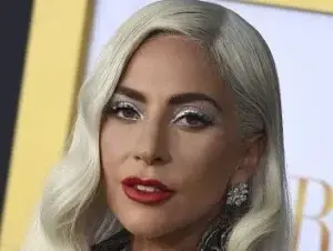 Lady Gaga y George Clooney se suman al Comité de las Artes de Biden