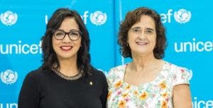 Clientes y empleados BHD León colaboran con Unicef