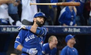 José Bautista confirmó que no tiene planes de ser lanzador en la GL