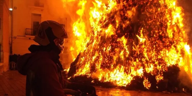 dominicanos-lamentan-muerte-padre-y-cuatro-hijas-fuego-en-ny