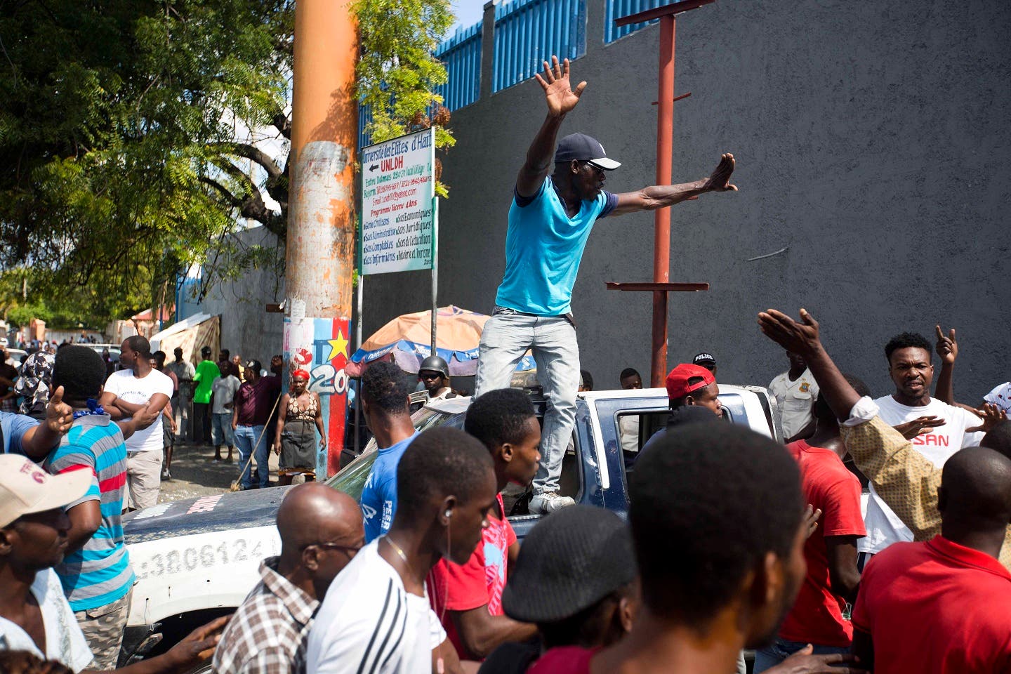 Haití: Manifestantes instan a seguir protestando hasta que renuncie el presidente