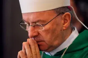 Nuncio papal en Francia es investigado por «agresión sexual»