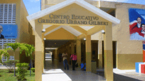 se-registran-una-pelea-de-estudiantes-en-centro-educativo-emblematico-de-puerto-plata-1