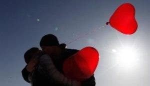 San Valentín: más que un día comercial, una ocasión para celebrar el amor y la amistad