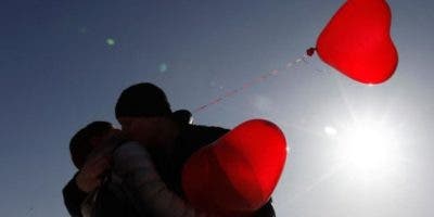 San Valentín: más que un día comercial, una ocasión para celebrar el amor y la amistad