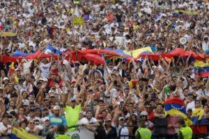 Comienza en Cúcuta el multitudinario concierto “Venezuela Aid Live»