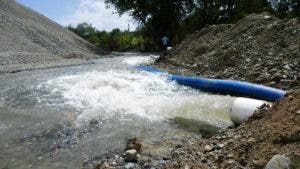 Al menos 80 sectores se quedarán sin agua potable por avería en acueducto Valdesia