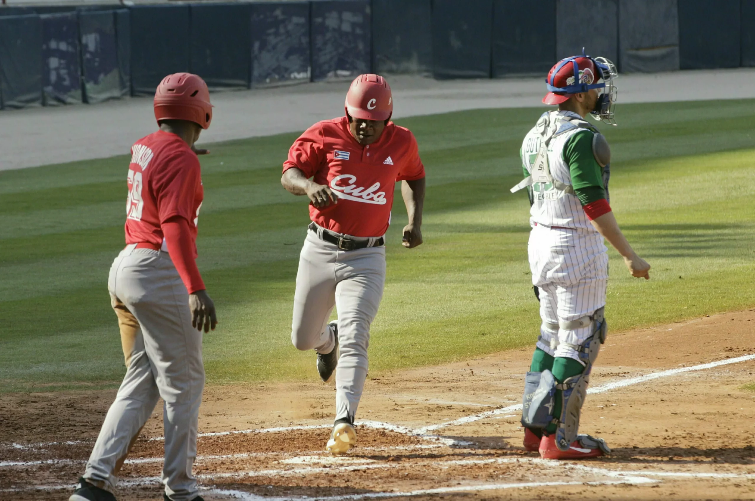 Cuba a la final de la Serie del Caribe por mejor promedio de carreras