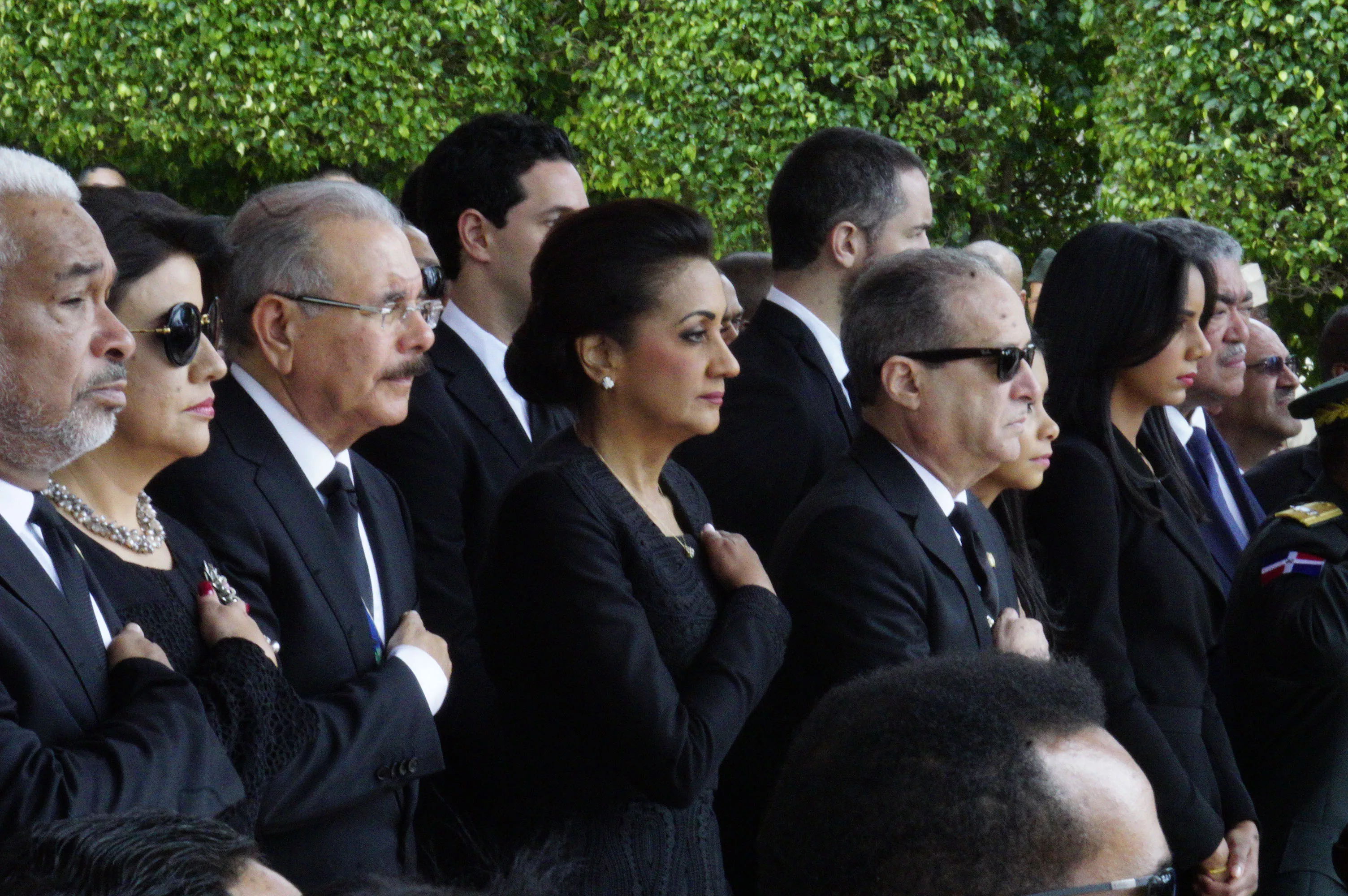 2. Momento en que fueron entonadas las notas del Himno Nacional. Foto: Elieser Tapia.