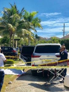 Matan hombre dentro de yipeta en Punta Cana