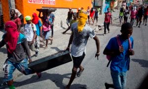 Haitianos amenazan con protestas pese a anuncio del gobierno sobre reformas económicas