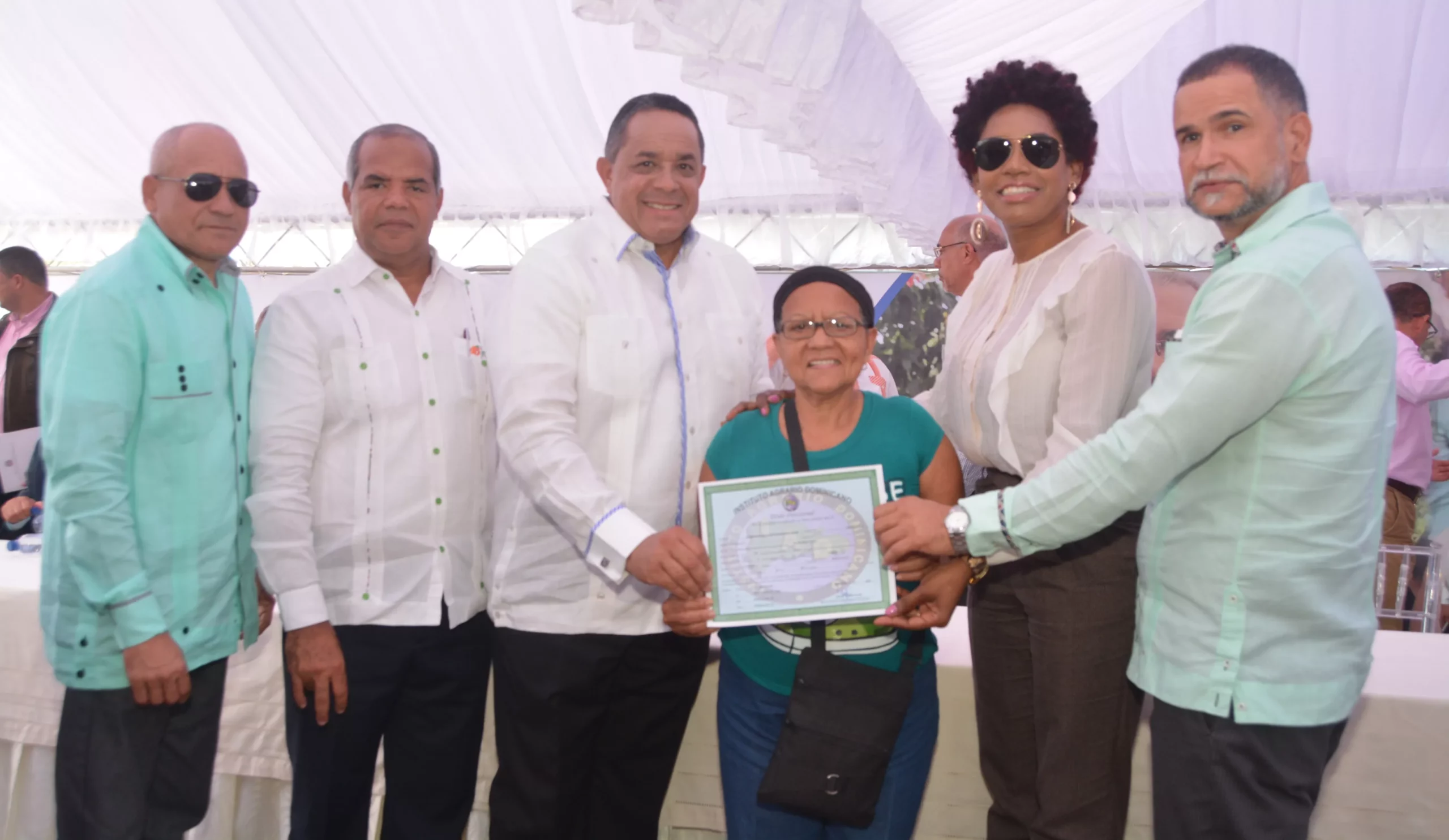 IAD entrega nuevo asentamiento a productores de Monte Plata