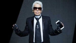 Muere el famoso diseñador de moda de Chanel Karl Lagerfeld