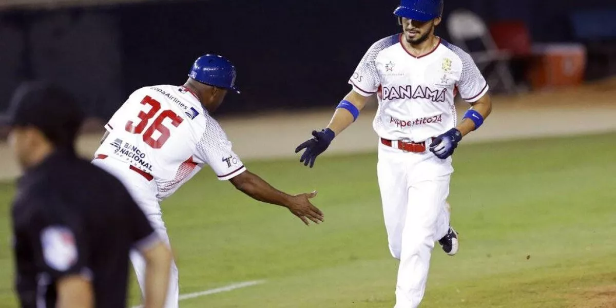 4-2. Panamá propina duro golpe a República Dominicana en la Serie del Caribe