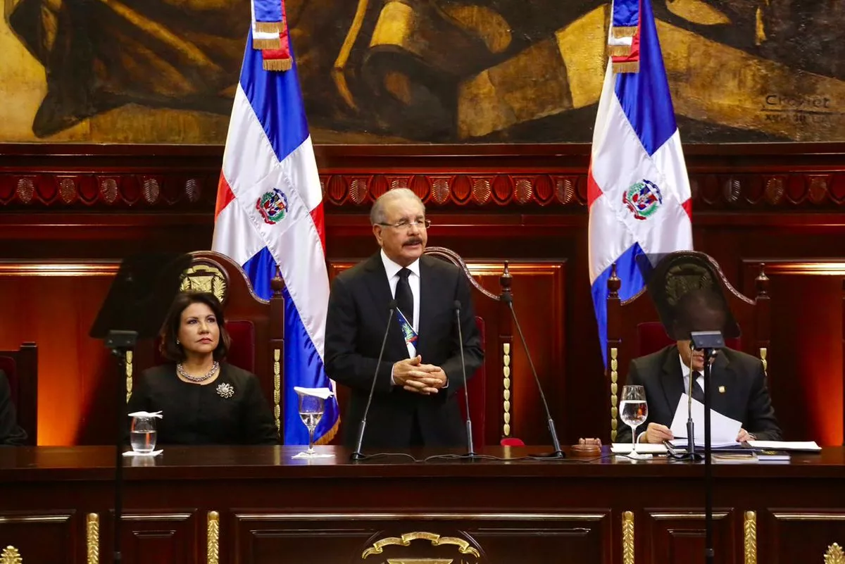 Danilo Medina anuncia aumento de salario en sector público