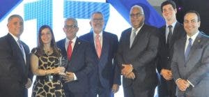 Seguros Reservas celebra su XVII aniversario y premia a corredores