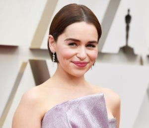 Actriz Emilia Clarke reveló que sufrió dos aneurismas