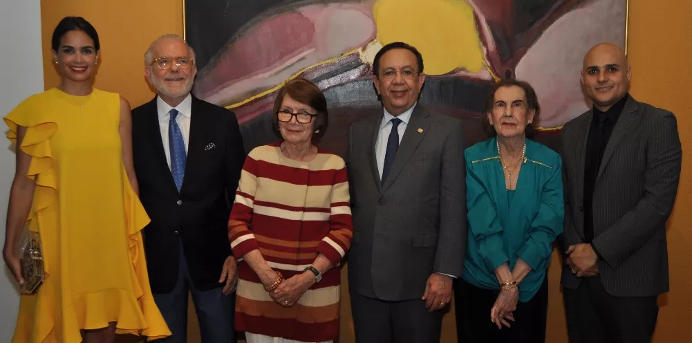 Museo Fernando Peña Defilló abre exposición