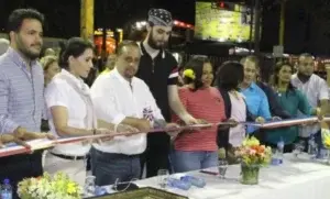 Alcalde Jarabacoa inaugura cancha