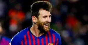 Messi anota dos y Barcelona vence 2-0 a Espanyol