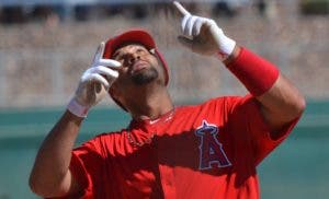 Dominicano Albert Pujols busca ser recordado dentro y fuera del terreno