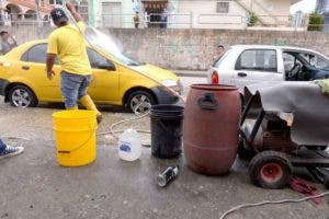 Someterán lavadores de vehículos que violen advertencia de las autoridades