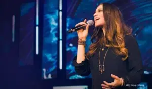 La cantante cristiana Christine D’ Clario confiesa que llevó una doble vida