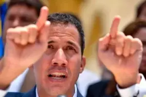 Guaidó dice que una “cooperación” militar extranjera no sería “intervención»