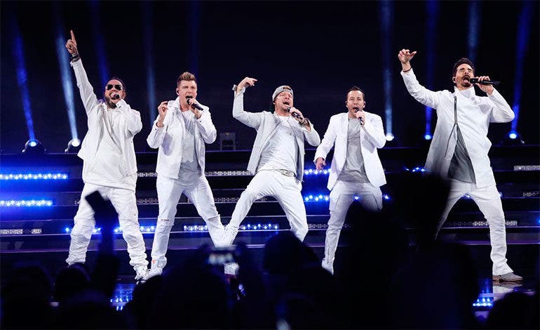 Backstreet Boys levanta pasiones en su esperado regreso a Chile tras 21 años