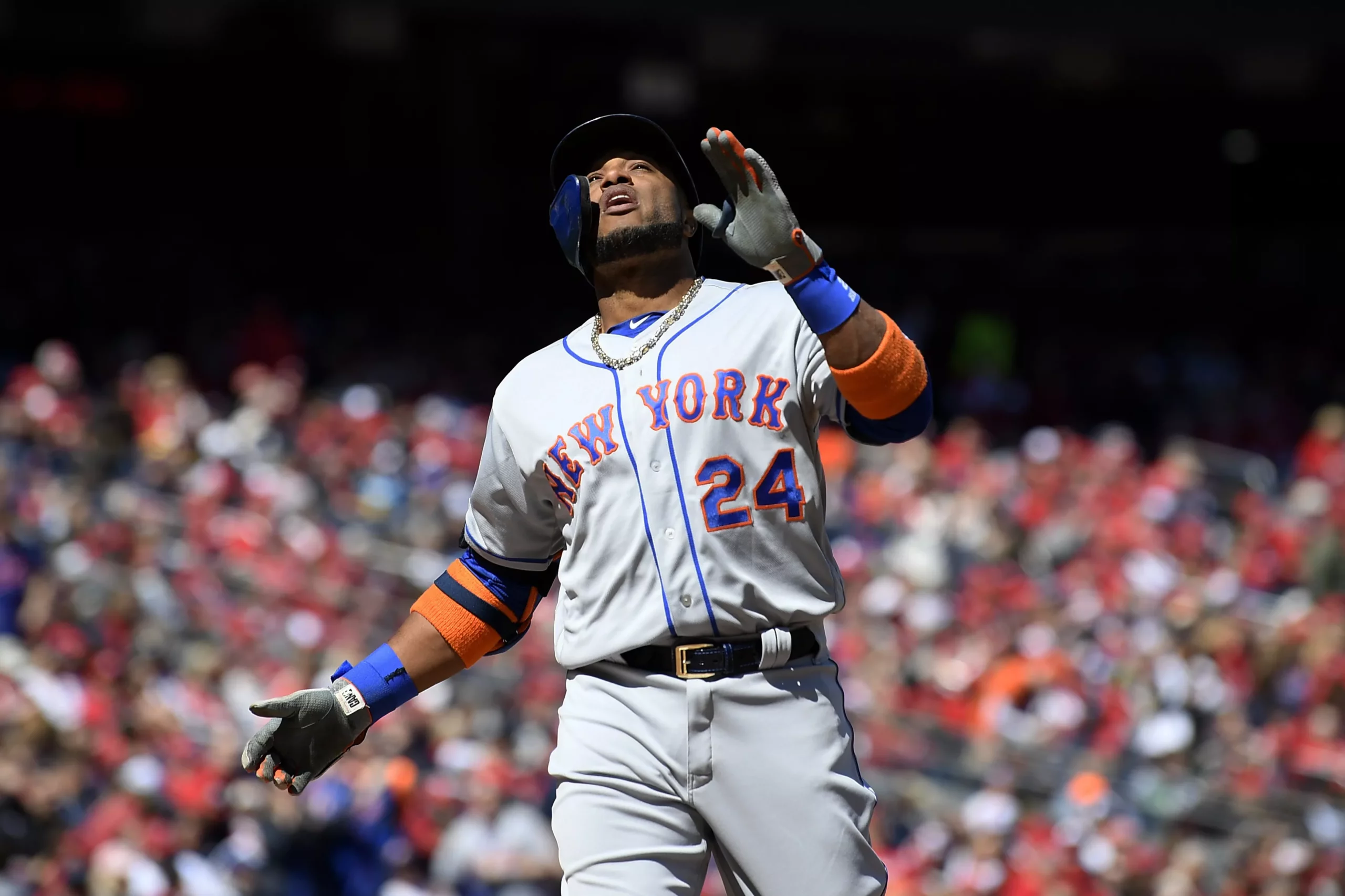 Robinson Canó jonronea en debut con Mets para victoria 2-0 ante los Nacionales