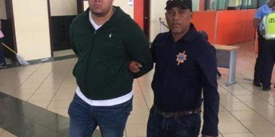 Solicitan prisión preventiva contra hombre disparó mientras conducía y cantaba «los niños malos»