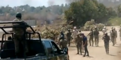Grupo haitianos asalta soldado dominicano; lo hiere le roba fusil en Elías Piña