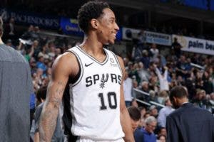 Los Spurs derrotan a Los Mavericks en el American Airlines Center