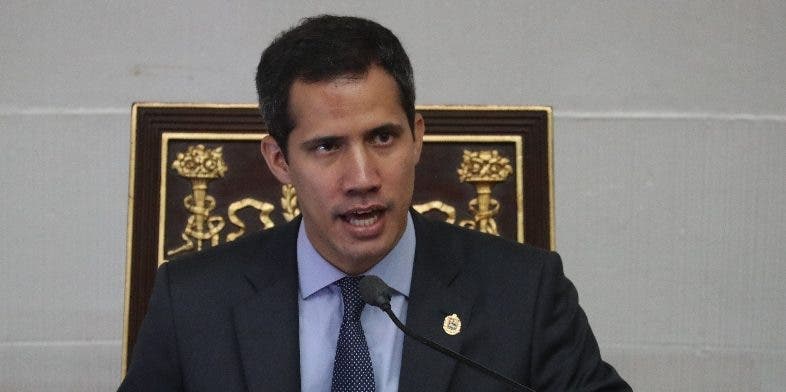 Constituyente aprueba retiro fuero a Guaidó